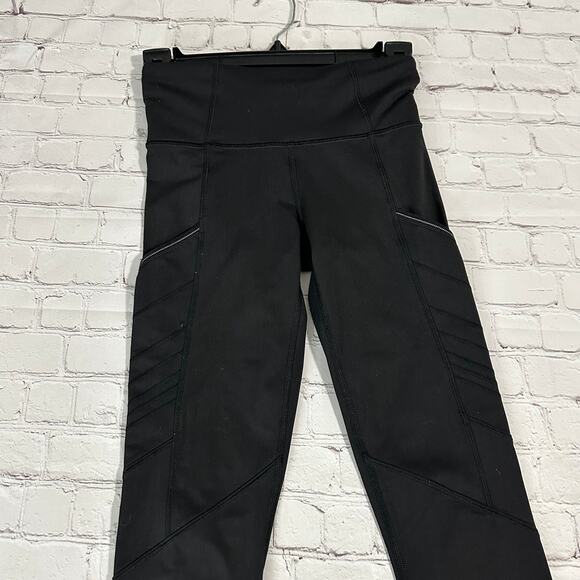Lululemon full length black Leggings - Picture 9 of 12